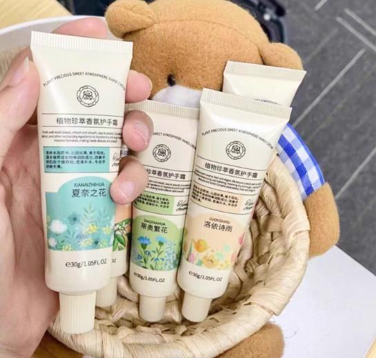 干燥粗糙手部问题推荐效果好的品牌OG真人2025护手霜反馈:告别(图5) 干燥粗糙手部问题推荐效果好的品牌OG真人2025护手霜反馈:告别(图5)